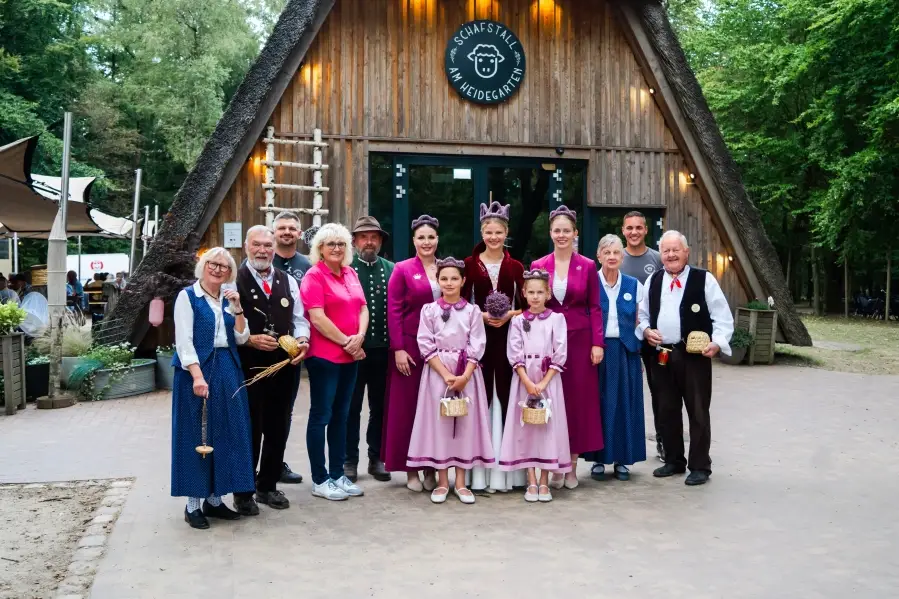 Heidekonigin Jaane x Schaferabend 04.09.25-11